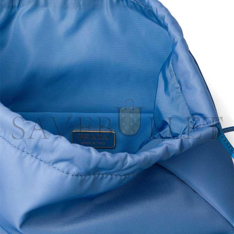 Pra*a re-nylon pouch 1nk001 (35*29cm)